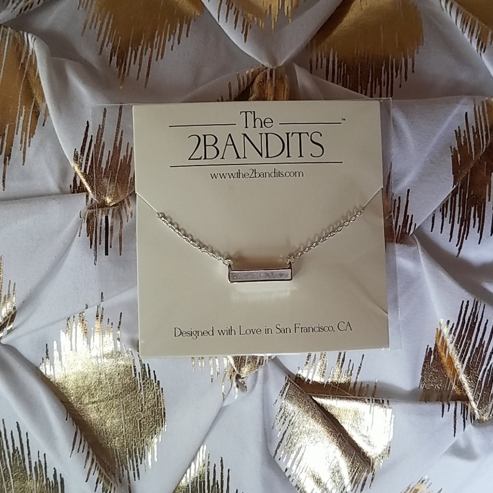 The 2 Bandits plate necklace